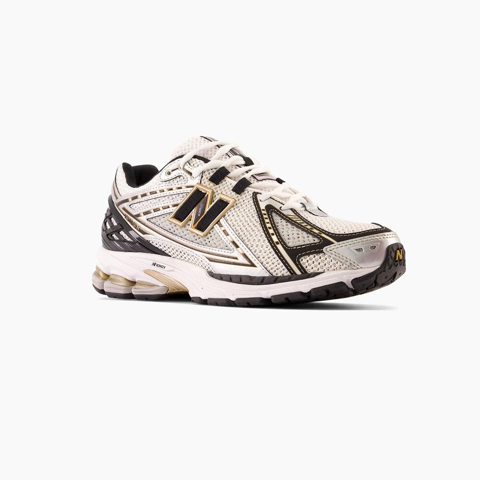 New Balance 1906R Metallic Silver Gold — vue 3