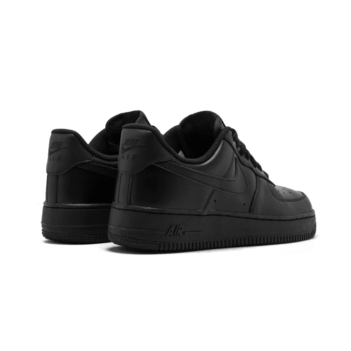 Nike Air Force 1 ' Triple Black — vue 3