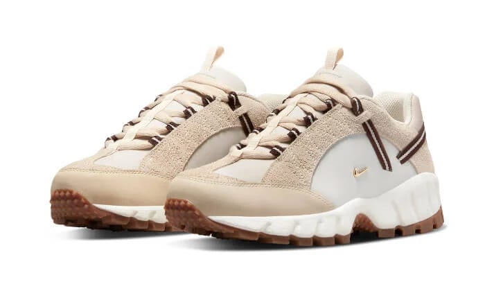 Nike Air Humara LX Jacquemus Beige — vue 2