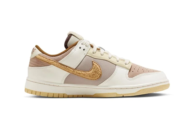 Nike Dunk Low 'Year of the Rabbit - Fossil Stone' — vue 2